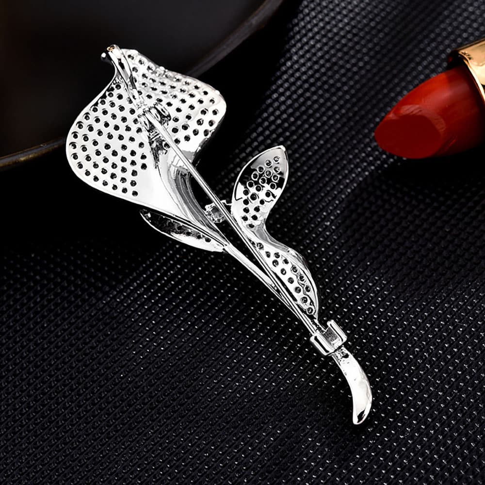 Korean Brooch Common Calla Collar Jewelry Brooch High-End Corsage Luxury Atmospheric Cardigan Safety Pin Hot sale Delivery - Image 6