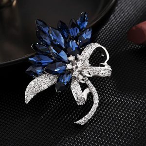 14K Gold Plated Micro Inlaid Zircon High-Grade Flower Brooch Female Fashionable Corsage Ornament Scarf Buckle Shawl Pin Factory Hot sale