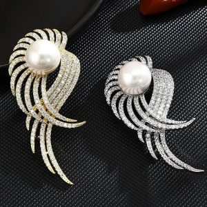Angel Wings Pearl High-End Elegant Brooch Simple Elegant Retro Business Suit Corsage Coat Versatile Pin