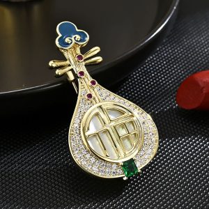 Ancient Chinese Style Fritillary Pipa Brooch High-End Women's Luxury Corsage Anti-Unwanted-Exposure Buckle Pin Musical Instrument Design Accessories