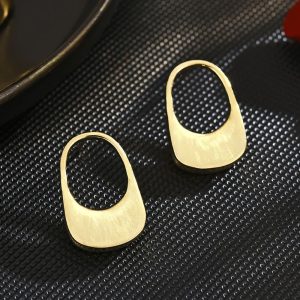 Classic Elegant Small Bag Design Sense Sterling Silver Needle Surround All-Match Earrings High-End Classic Earrings for Women Hot sale Delivery