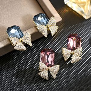 Bow Crystal Ear Stud Earring Elegant and Elegant Ins Trendy Earrings Unique Design Earrings for Women